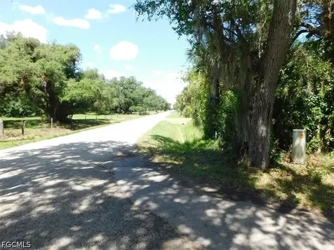 14971 Duke Highway Alva FL 33920