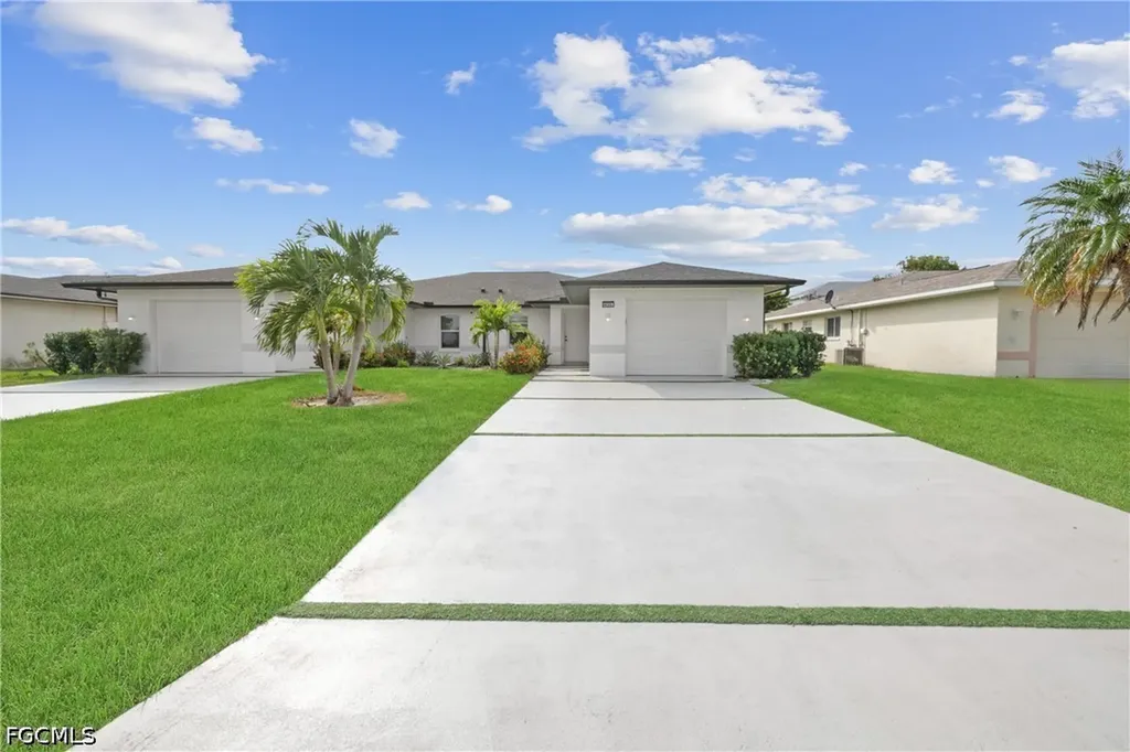 1630 SW Santa Barbara Place Cape Coral FL 33991