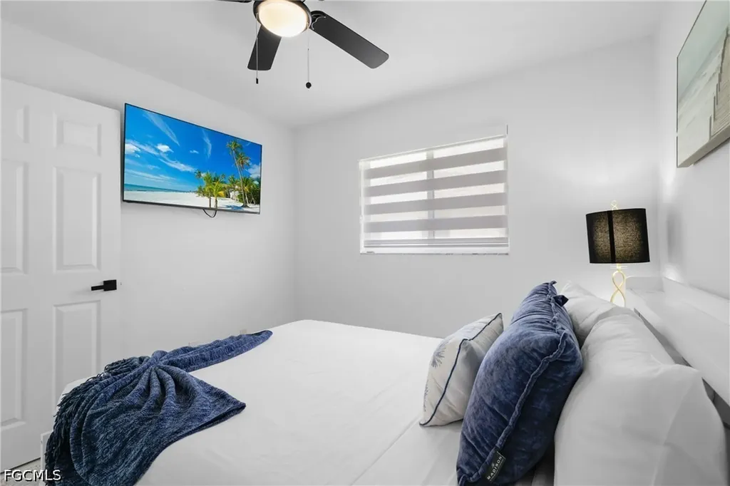 1630 SW Santa Barbara Place Cape Coral FL 33991