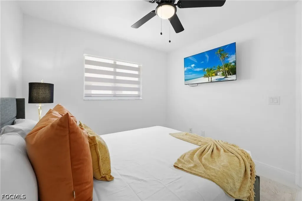 1630 SW Santa Barbara Place Cape Coral FL 33991