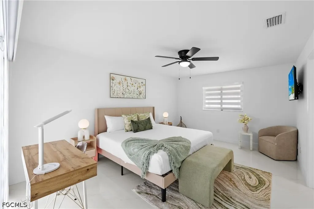 1630 SW Santa Barbara Place Cape Coral FL 33991