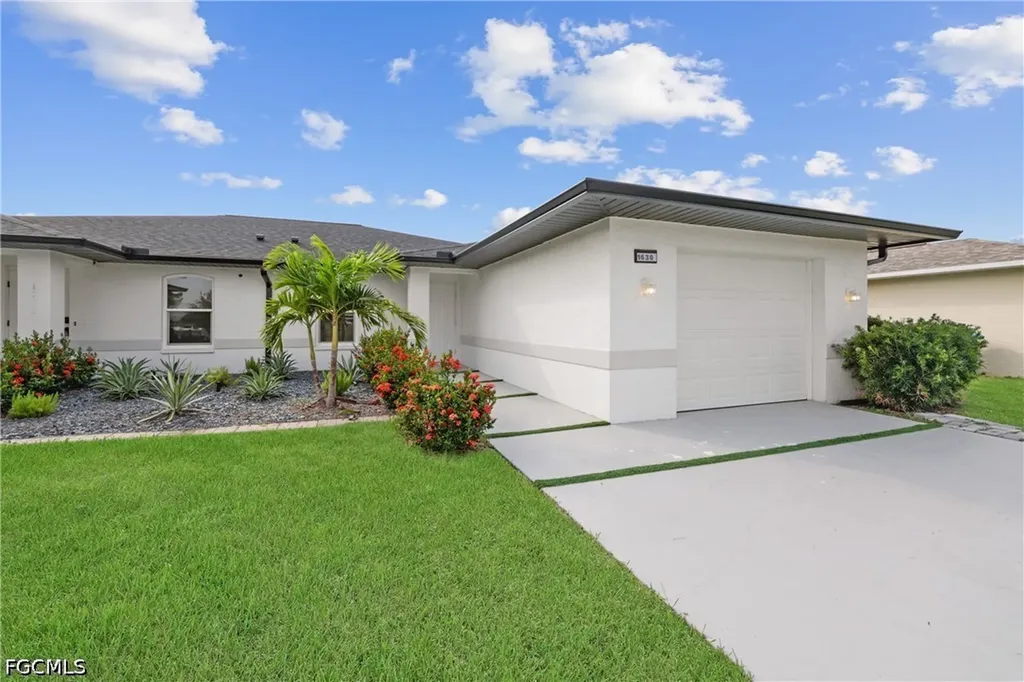 1630 SW Santa Barbara Place Cape Coral FL 33991