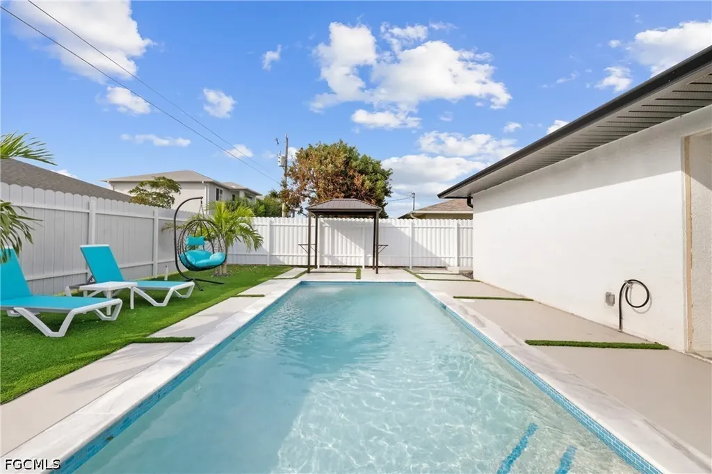 1630 SW Santa Barbara Place Cape Coral FL 33991