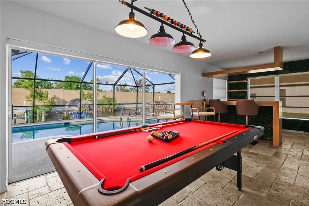 2423 Everest Parkway Cape Coral FL 33904