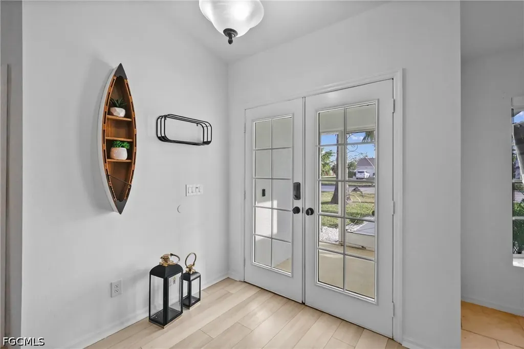 2423 Everest Parkway Cape Coral FL 33904