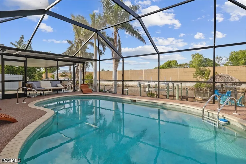 2423 Everest Parkway Cape Coral FL 33904
