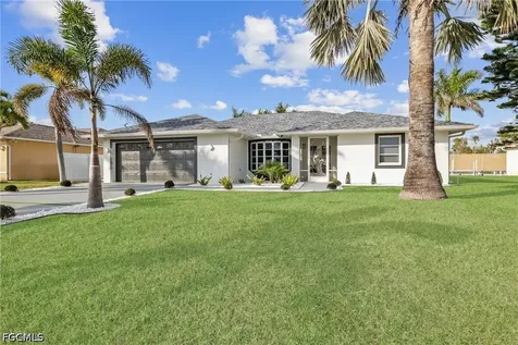 2423 Everest Parkway Cape Coral FL 33904