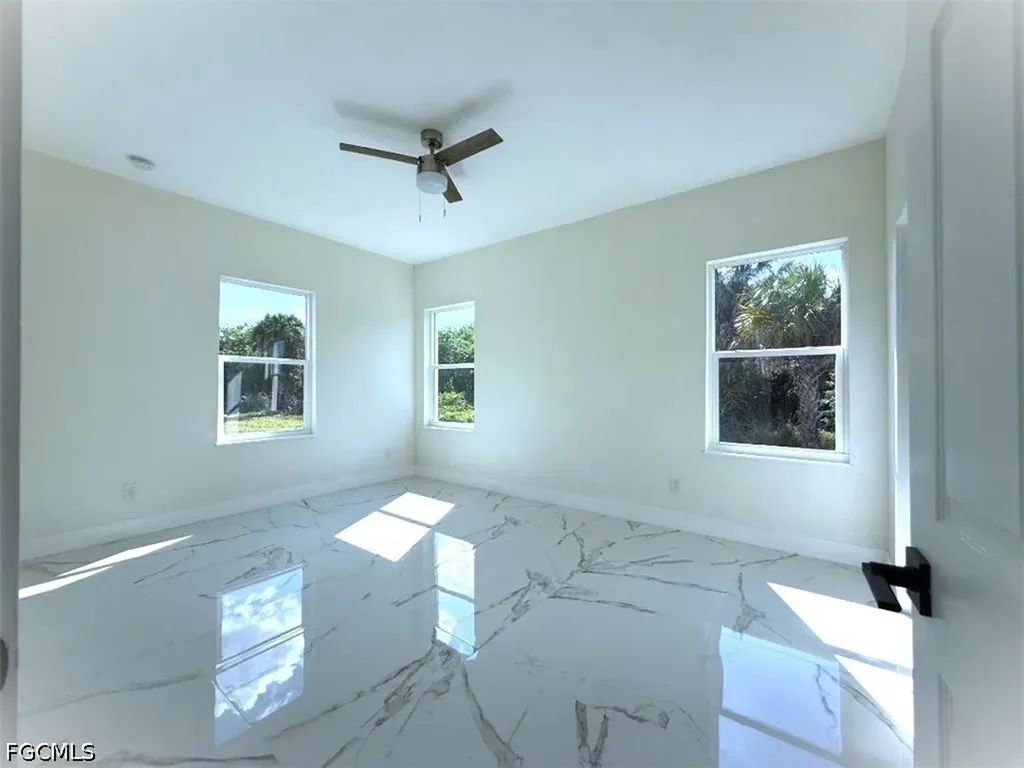 115 Lansing Circle Labelle FL 33935