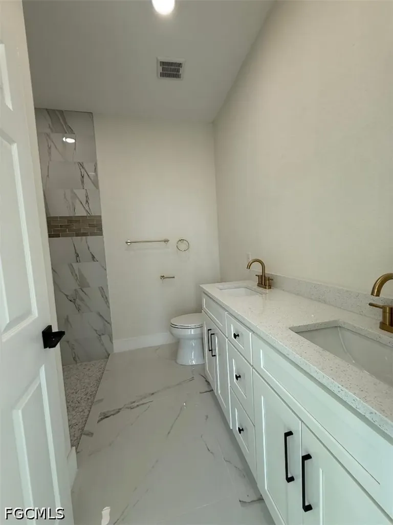 115 Lansing Circle Labelle FL 33935