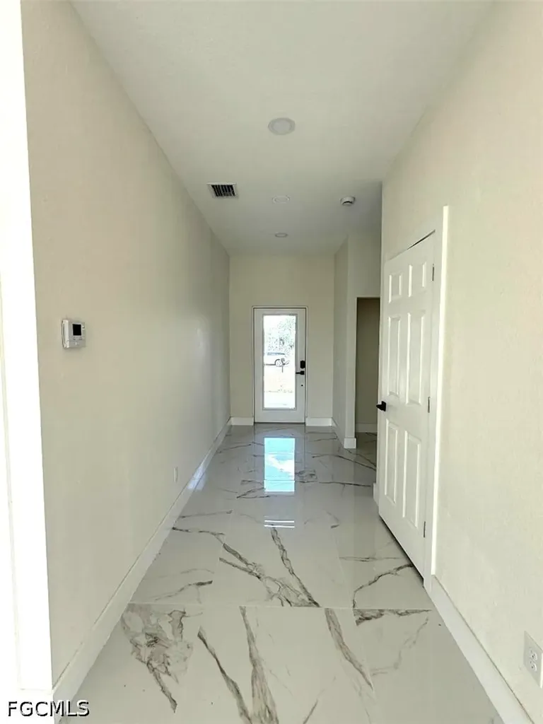 115 Lansing Circle Labelle FL 33935