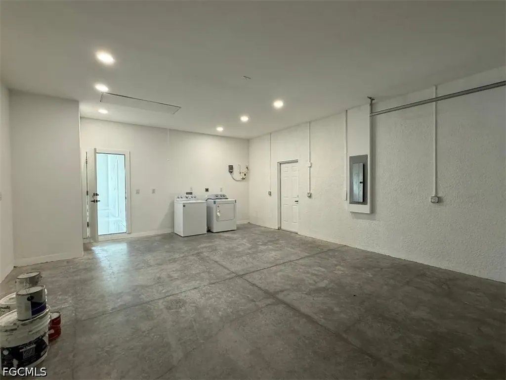 115 Lansing Circle Labelle FL 33935