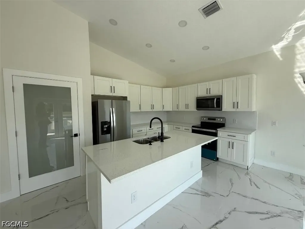 115 Lansing Circle Labelle FL 33935