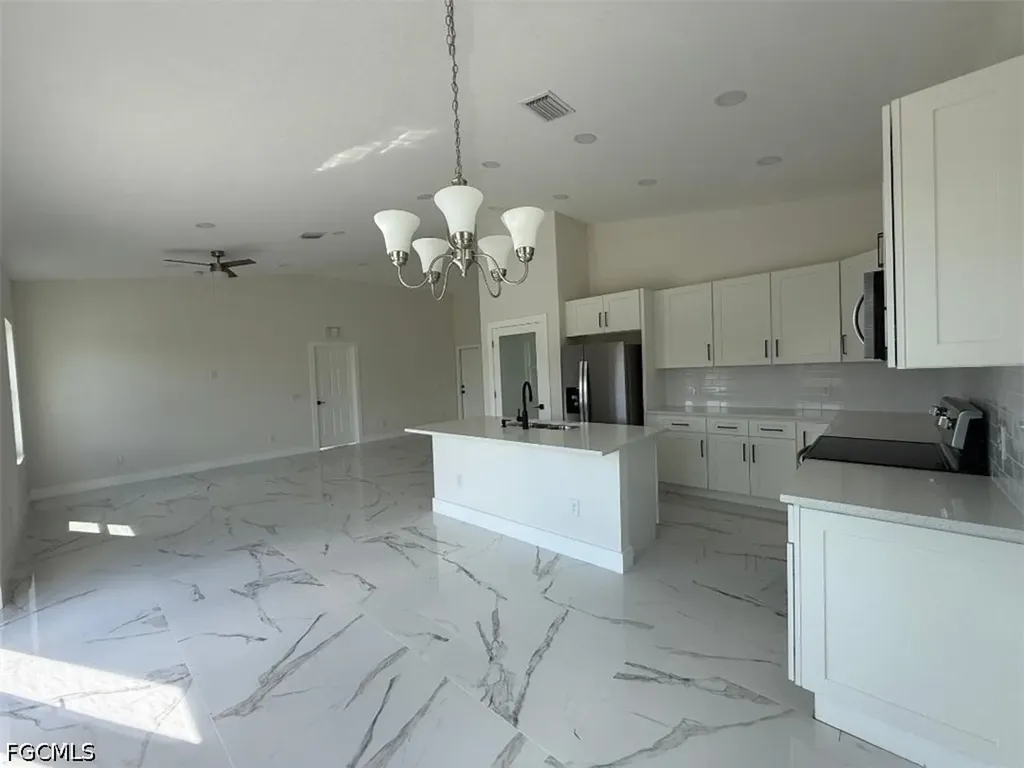 115 Lansing Circle Labelle FL 33935