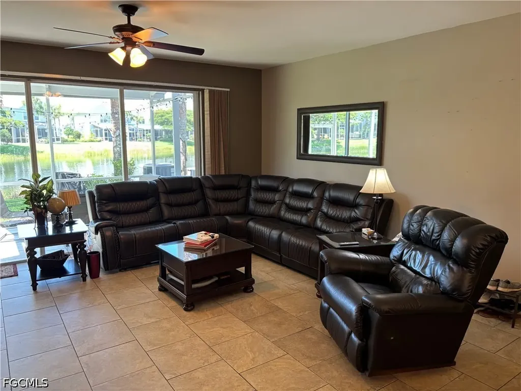 8271 Village Edge Circle Fort Myers FL 33919