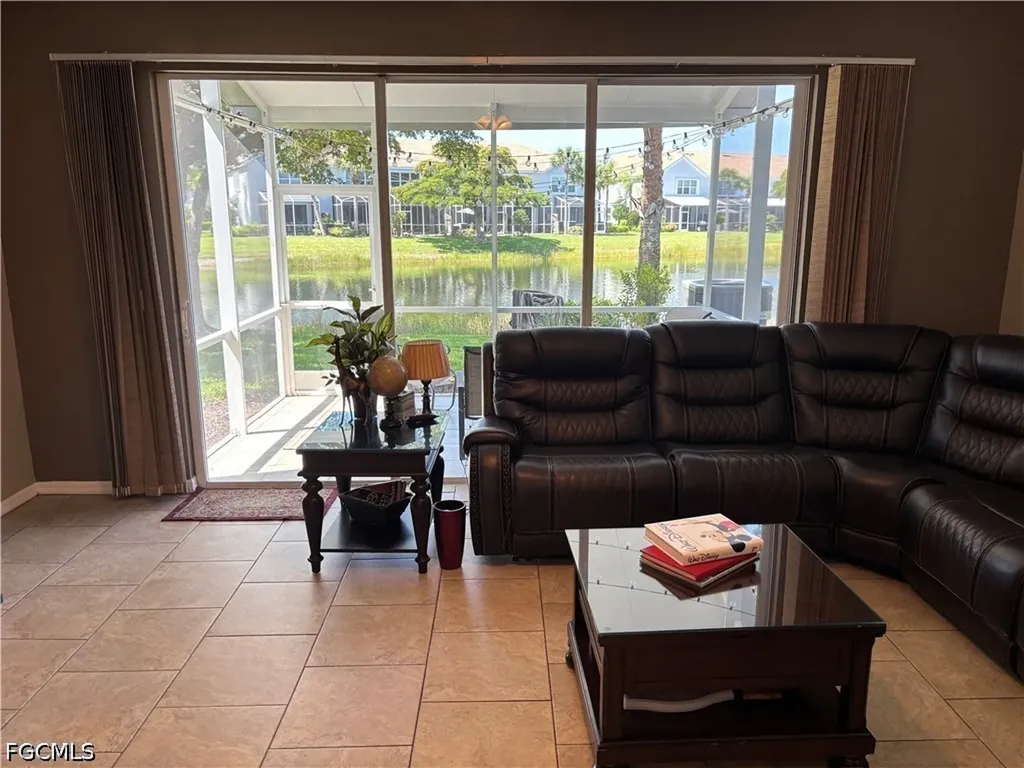 8271 Village Edge Circle Fort Myers FL 33919