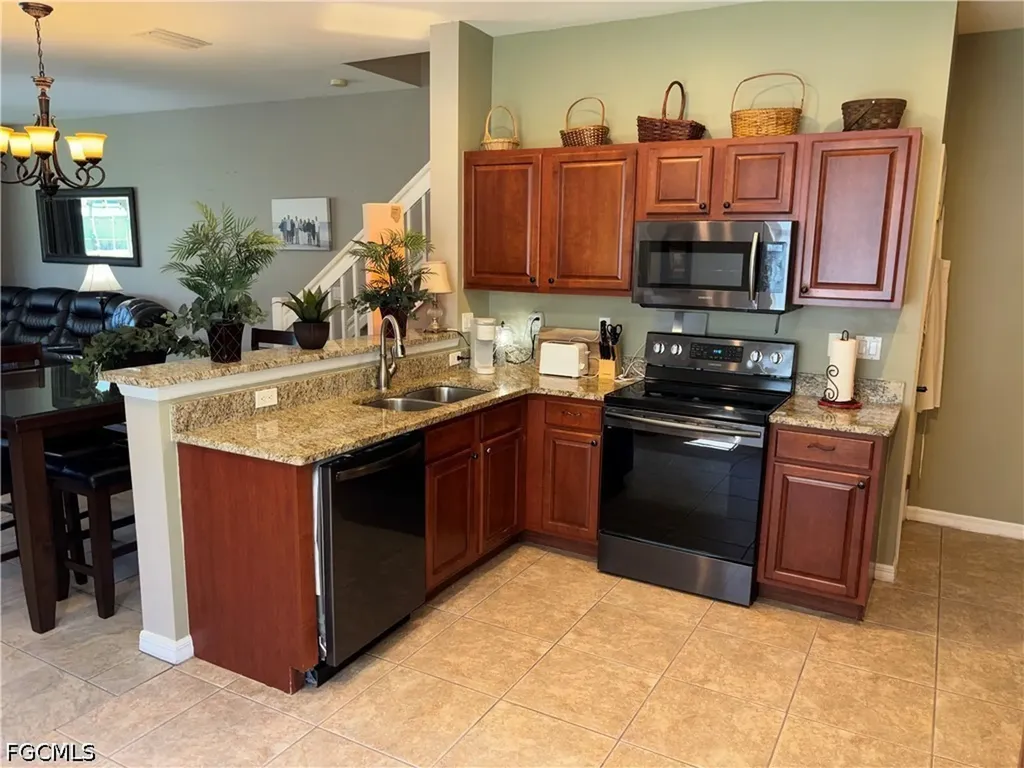8271 Village Edge Circle Fort Myers FL 33919