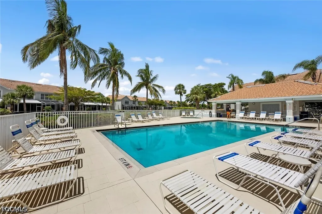 8271 Village Edge Circle Fort Myers FL 33919
