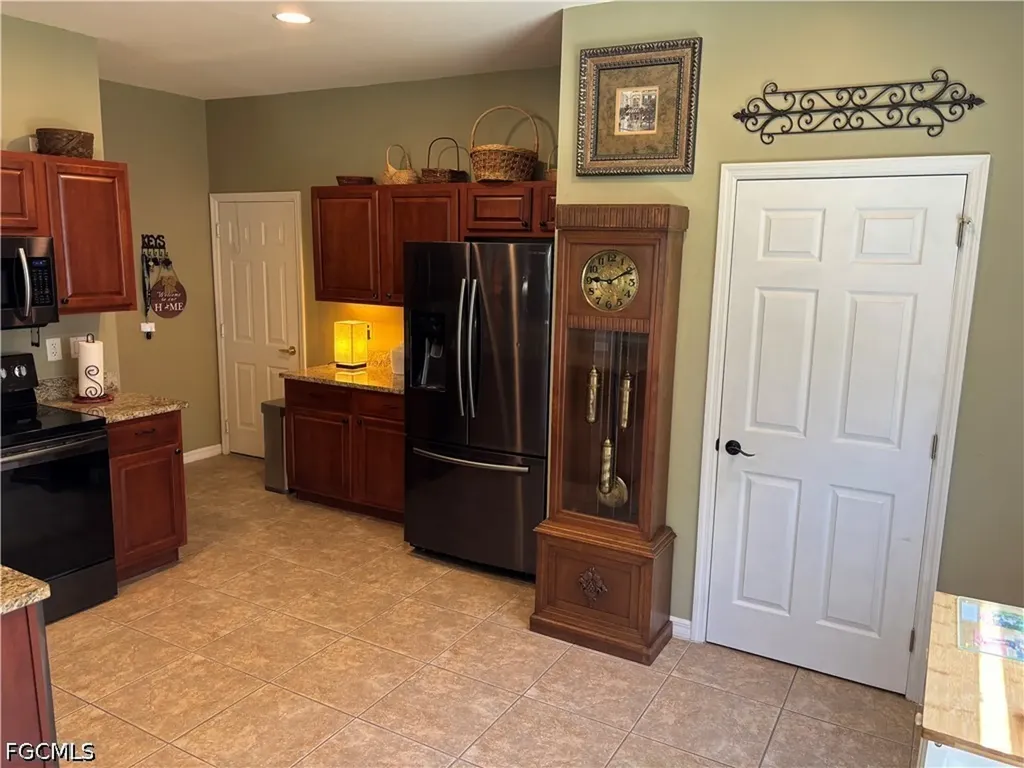 8271 Village Edge Circle Fort Myers FL 33919