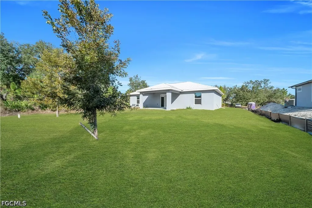2617 53rd Street W Lehigh Acres FL 33971