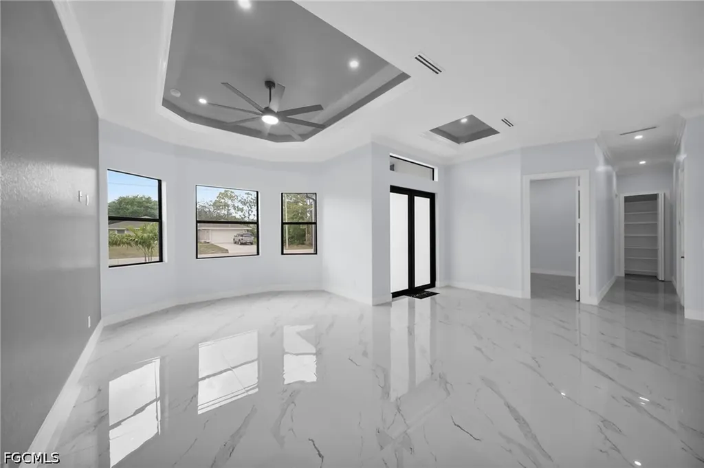 807 Dudley Avenue S Lehigh Acres FL 33974