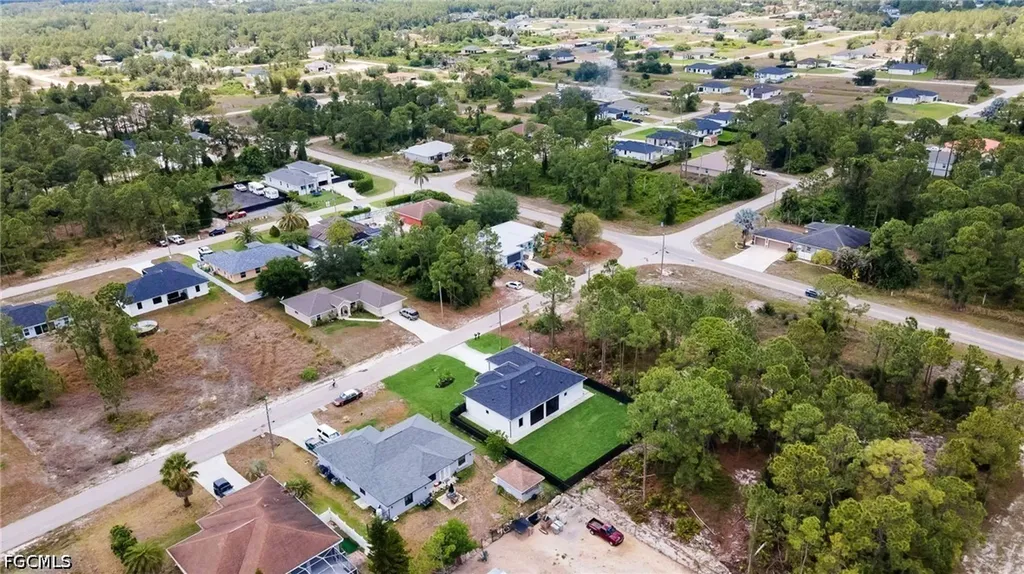 807 Dudley Avenue S Lehigh Acres FL 33974