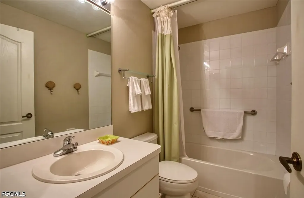 8083 Queen Palm Lane Fort Myers FL 33966