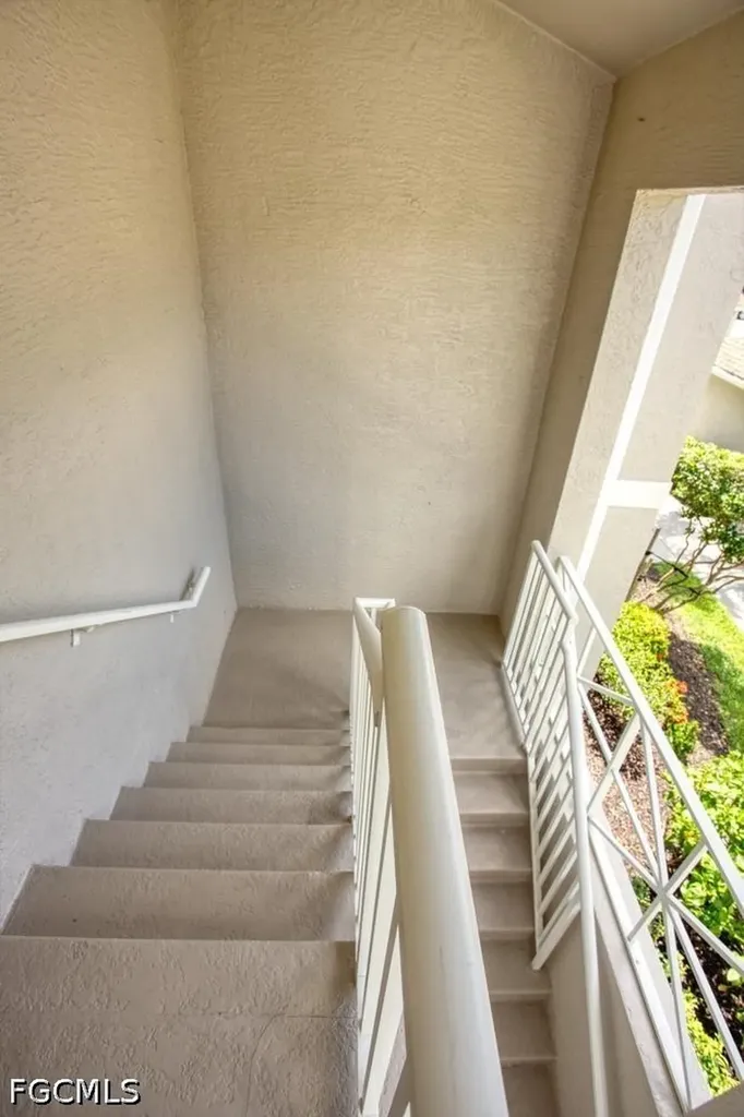 8083 Queen Palm Lane Fort Myers FL 33966