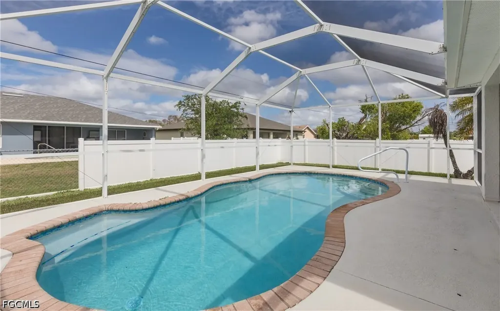 2626 SW 1st Avenue Cape Coral FL 33914