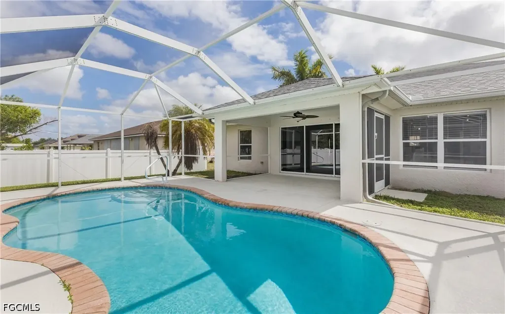 2626 SW 1st Avenue Cape Coral FL 33914