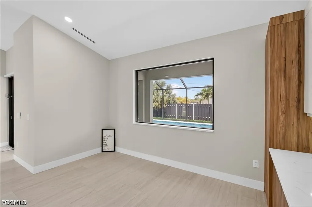 741 SW 7th Terrace Cape Coral FL 33991