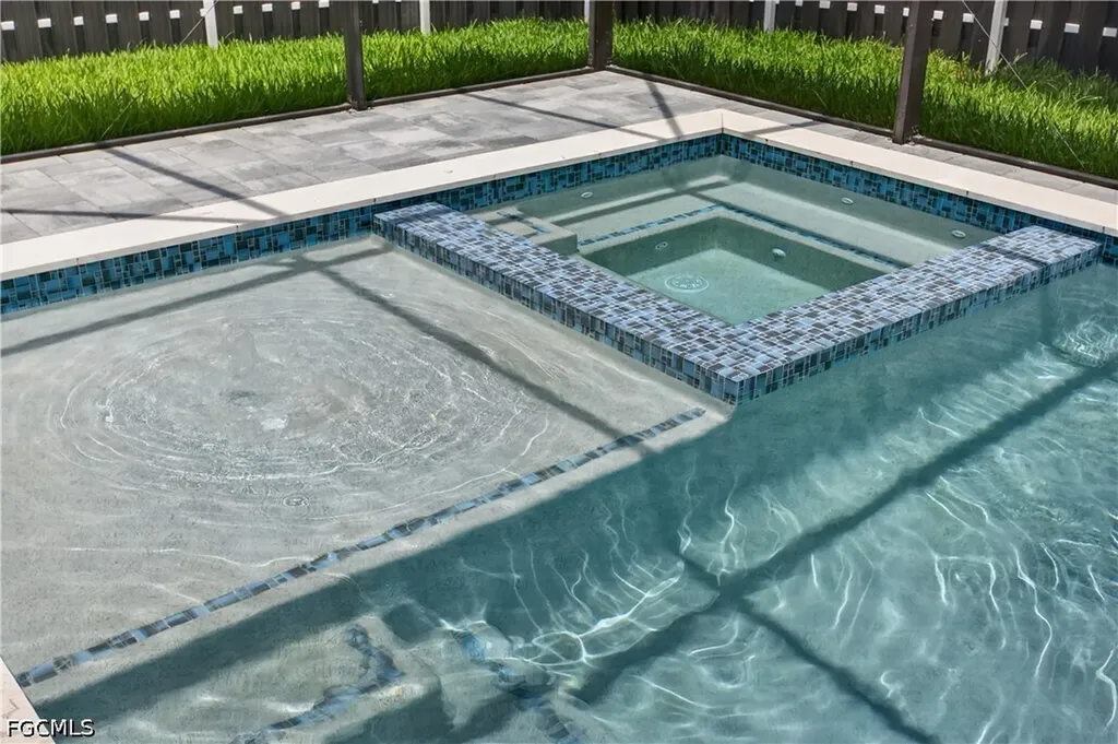 741 SW 7th Terrace Cape Coral FL 33991
