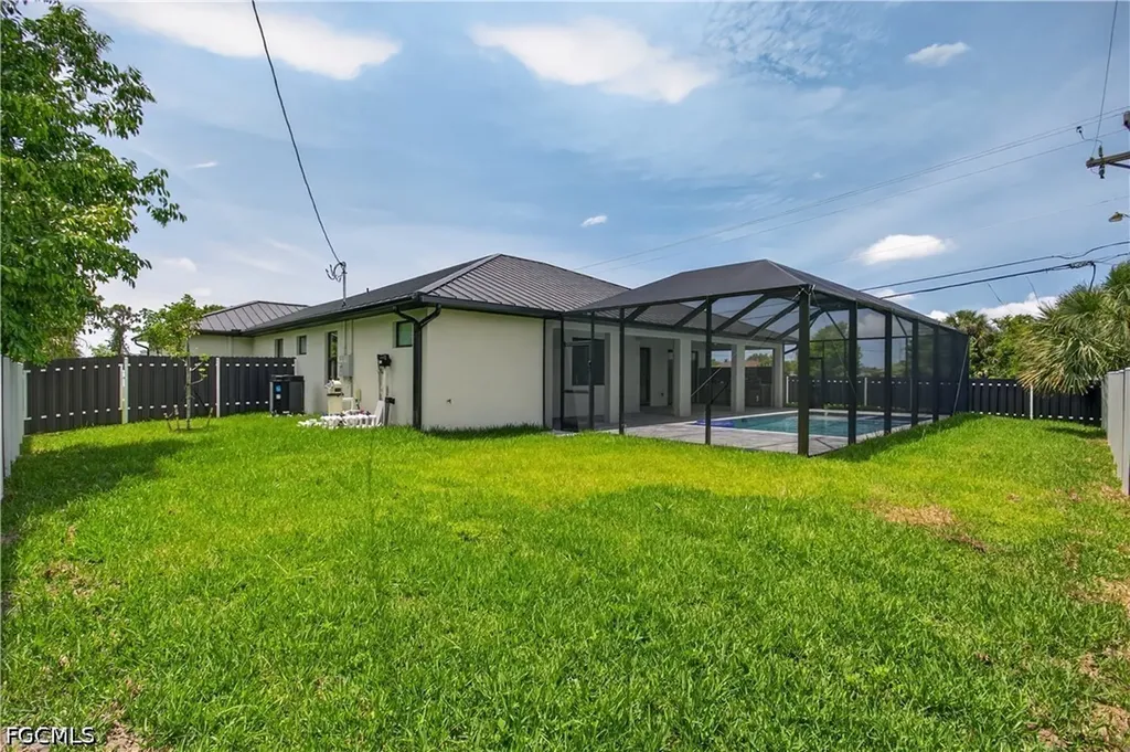741 SW 7th Terrace Cape Coral FL 33991