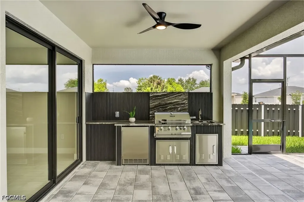741 SW 7th Terrace Cape Coral FL 33991