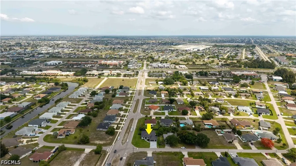741 SW 7th Terrace Cape Coral FL 33991