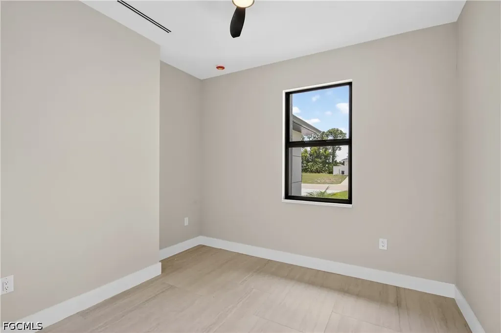 741 SW 7th Terrace Cape Coral FL 33991