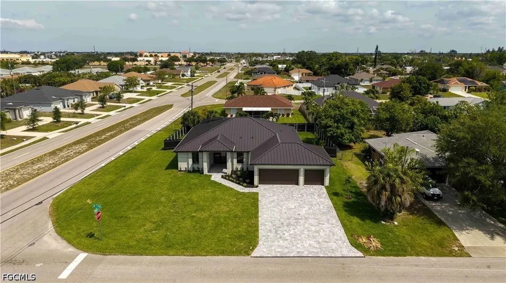 741 SW 7th Terrace Cape Coral FL 33991