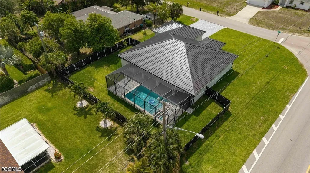741 SW 7th Terrace Cape Coral FL 33991
