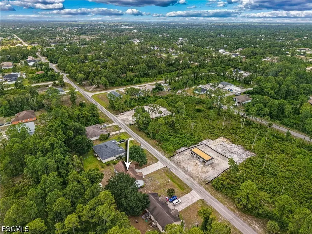 1076/1078 Ainsworth Street E Lehigh Acres FL 33974