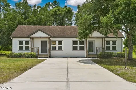 1076/1078 Ainsworth Street E Lehigh Acres FL 33974