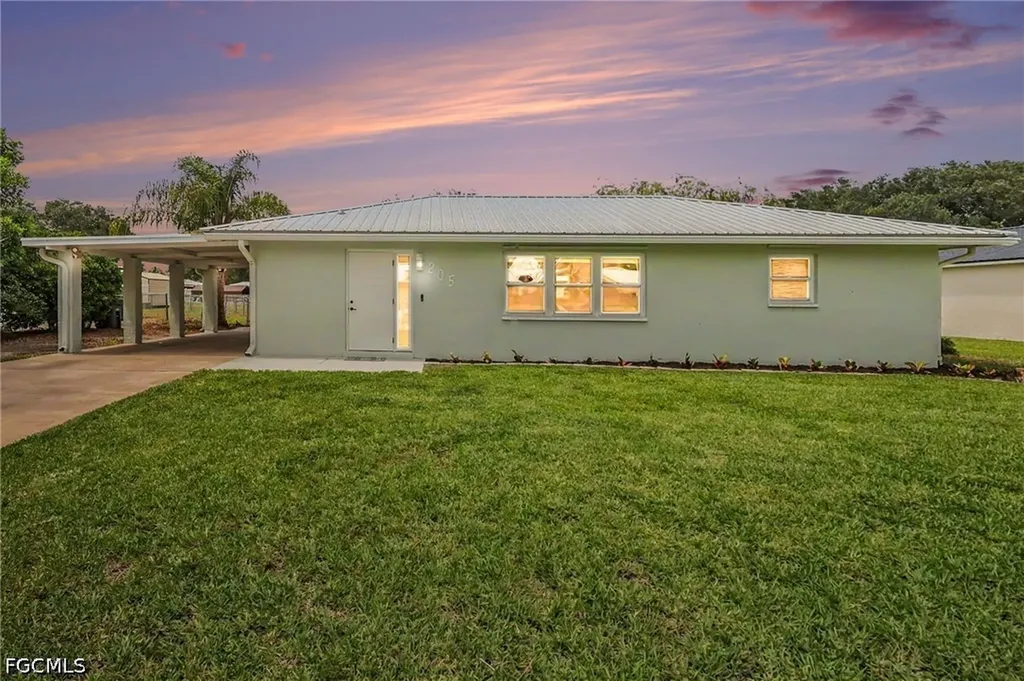 205 E Sugarland Circle Clewiston FL 33440