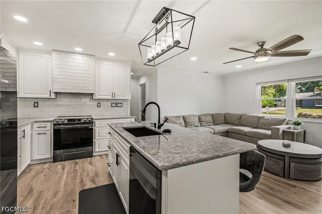 205 E Sugarland Circle Clewiston FL 33440