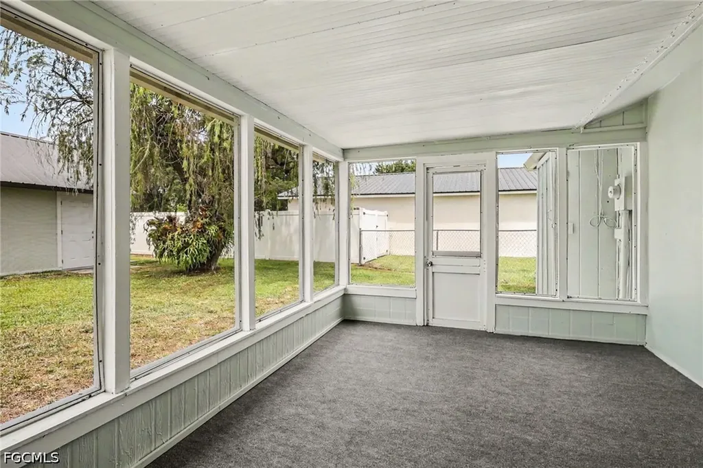 205 E Sugarland Circle Clewiston FL 33440