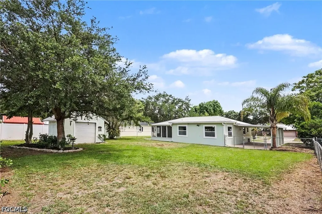 205 E Sugarland Circle Clewiston FL 33440