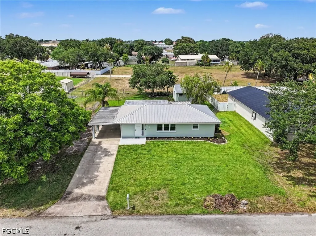 205 E Sugarland Circle Clewiston FL 33440