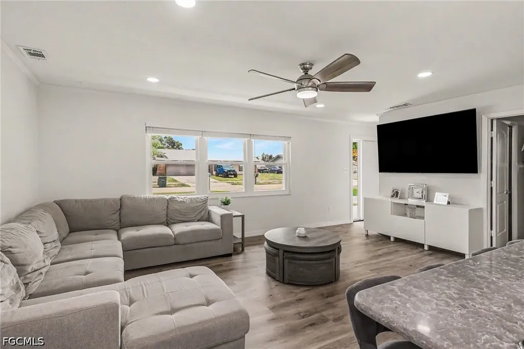205 E Sugarland Circle Clewiston FL 33440