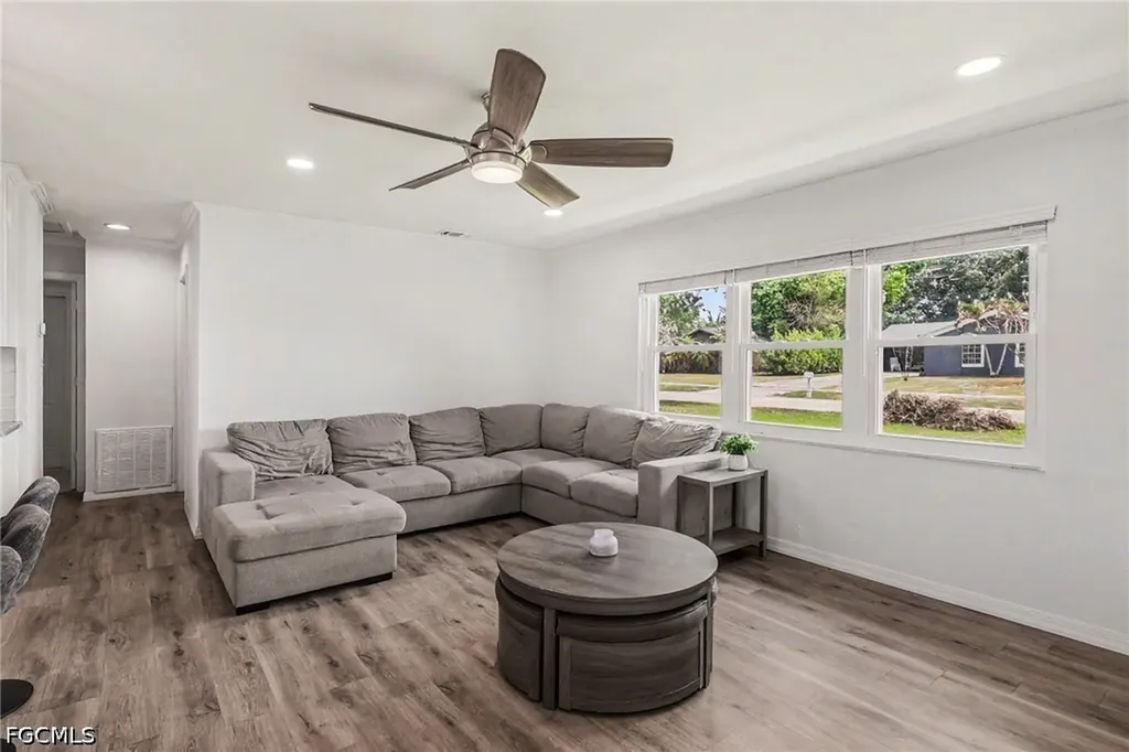 205 E Sugarland Circle Clewiston FL 33440