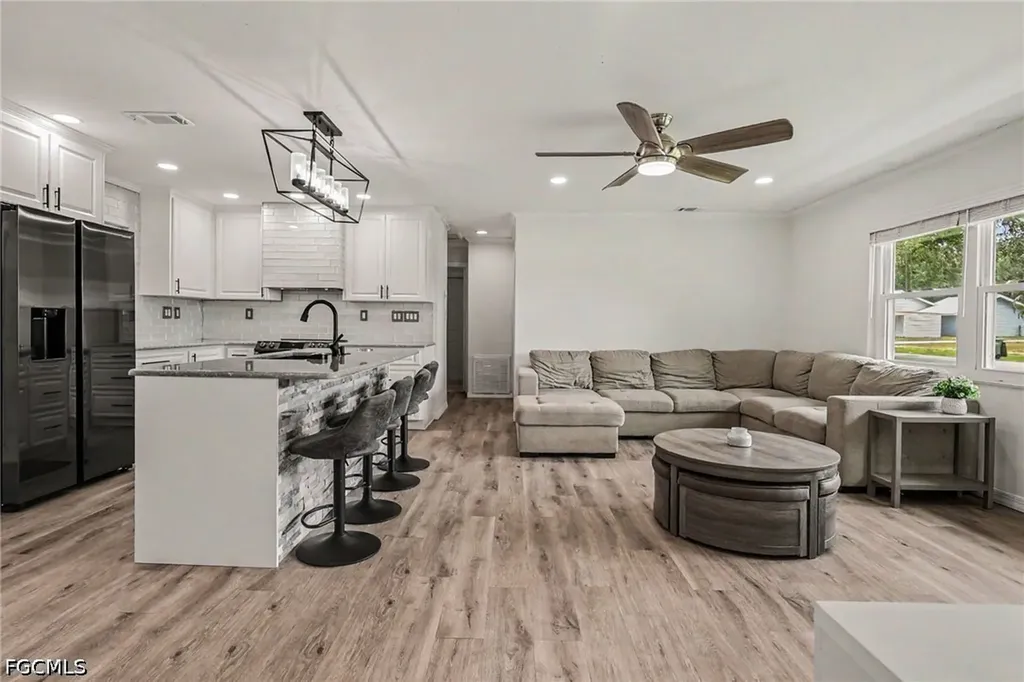205 E Sugarland Circle Clewiston FL 33440