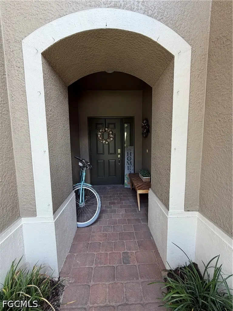 3765 Tilbor Circle Fort Myers FL 33916