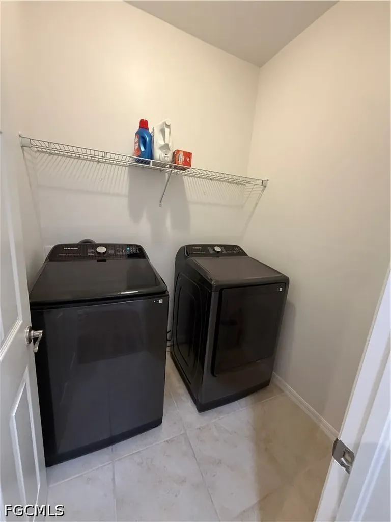 3765 Tilbor Circle Fort Myers FL 33916