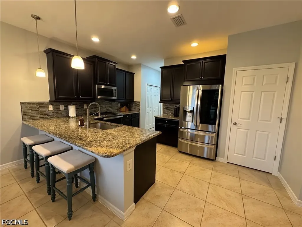 3765 Tilbor Circle Fort Myers FL 33916